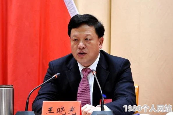 仙境传说ro手游资深玩家揭秘：无消耗炸弹人流玩法，网友热评技巧大放送！