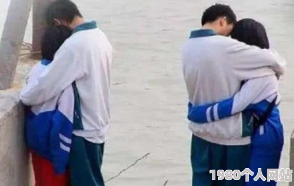 高中生性做爰视频观看