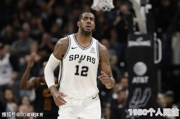 网友热议：最强nba大前锋拉马库斯·阿尔德里奇的辉煌生涯介绍