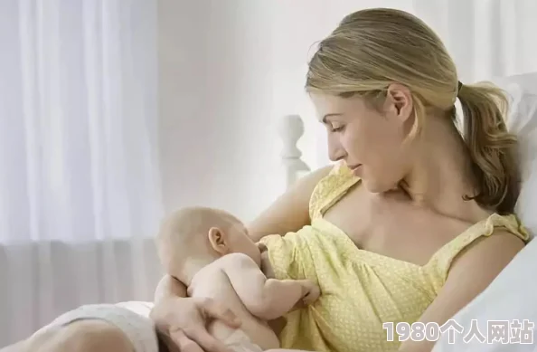 厨房喂奶乳hh教授母爱伟大，知识传承，令人感动，充满希望的育儿日常
