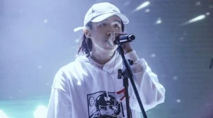 潮水19岁rapper最火的一句出自歌曲《潮汐》由说唱歌手法老创作