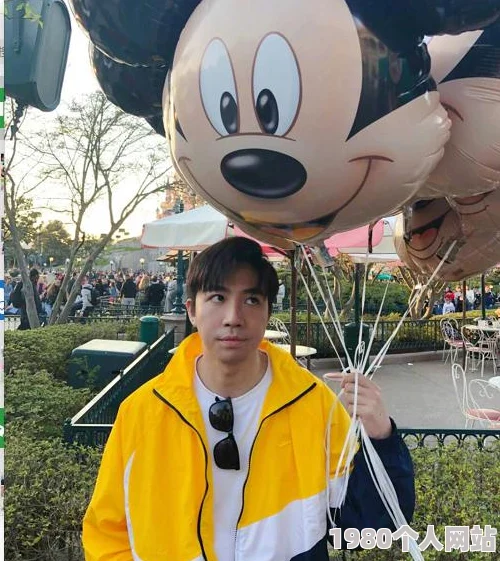 奇米米奇惊现神秘豪宅疑似隐婚对象曝光引网友热议
