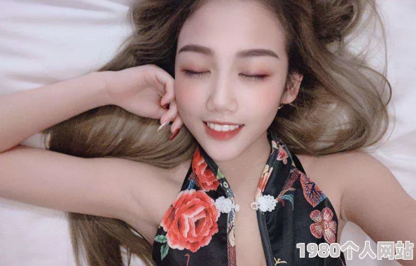久久精品国产亚洲麻豆小说画面精美剧情引人入胜部分情节略显夸张
