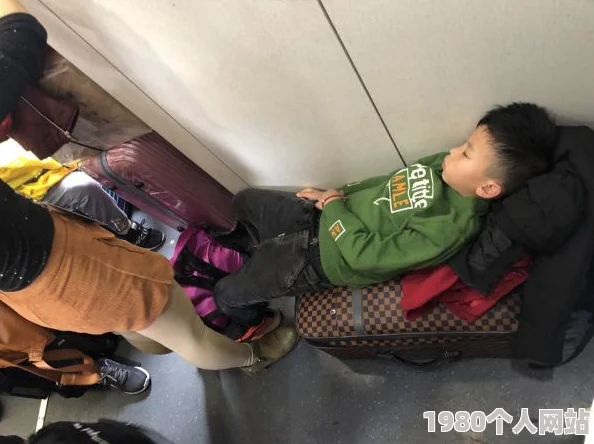 出租房农民工一级毛片内容低俗无聊浪费时间