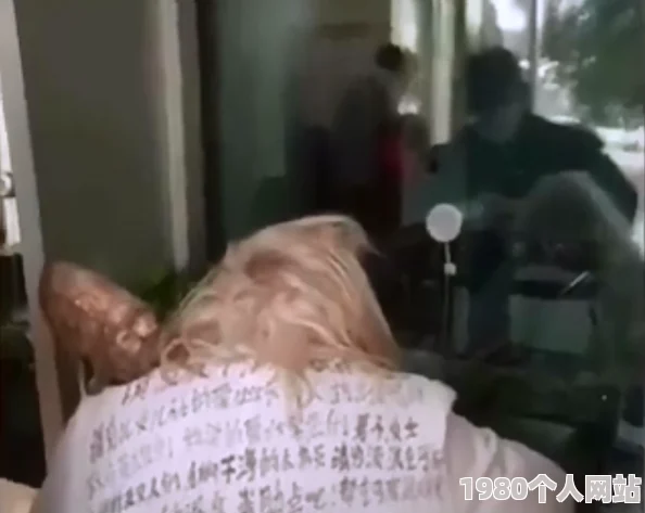 白丝美女被娇喘流白色液视频曝光引发网友热议警方已介入调查