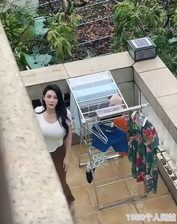邻居家的新婚娇妻婚后生活甜蜜蜜羡煞旁人