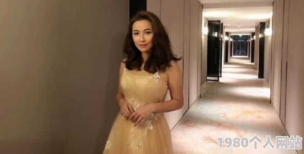 欧美一级淫片吊带丝袜近日引发热议，许多网友在社交媒体上分享了相关内容并表达了各自的看法和感受