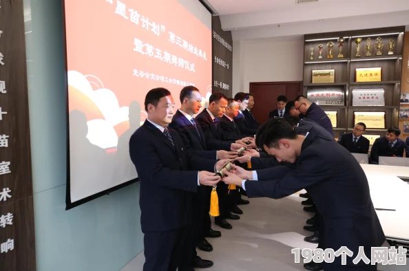 dnf玩家必看：选择最佳手套装备，提升战斗力攻略大揭秘！
