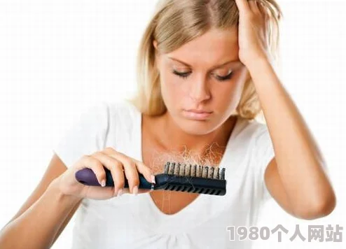 女班长脱小内内给我看通过这件事让我意识到要尊重他人的隐私和选择，培养良好的沟通与理解是建立友谊的基础